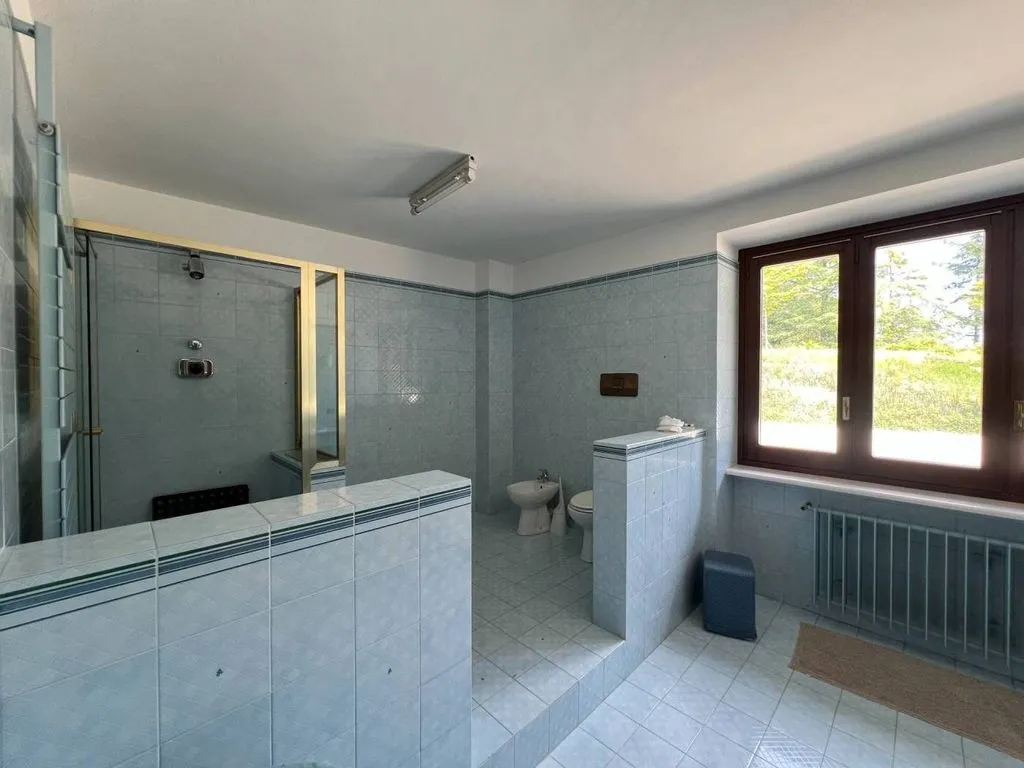 Salles de bain - Luxury Villa with Panoramic Views in Moncucco Torinese