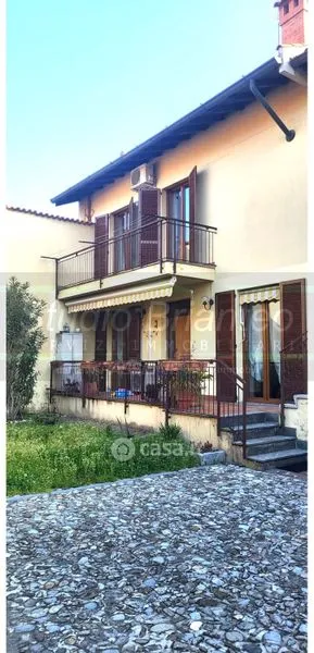 Välivaade - Restored Historic House with Balcony in Carate Brianza
