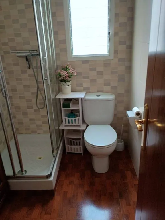 Bathrooms - Luxury Flat with Balcony in Valencia