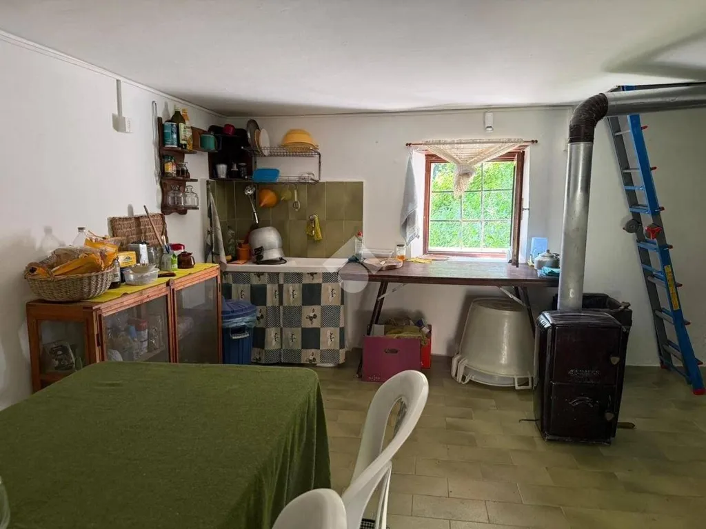 Cucina - Rustic House with Garden in Monastero di Lanzo