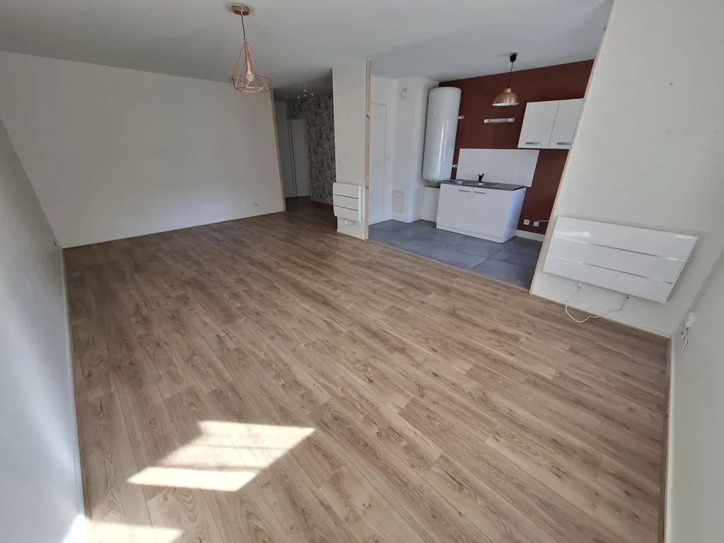 Wohnzimmer - 3-Bed Flat with Parking in Madeleine