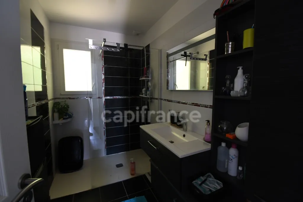 Bathrooms - Contemporary House with Pool in URZY