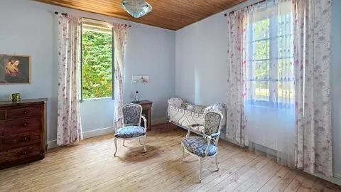 Bedrooms - Character House with Park in Finhan