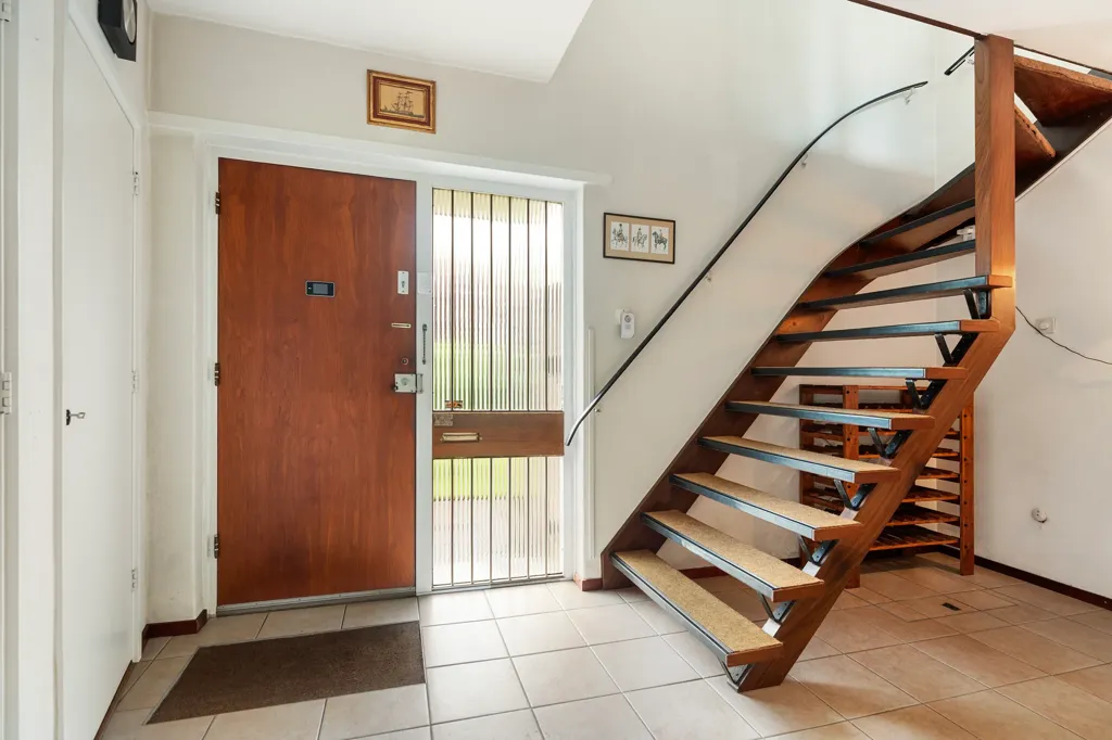 Pièces - Extended Semi-detached House with Garden in Velp