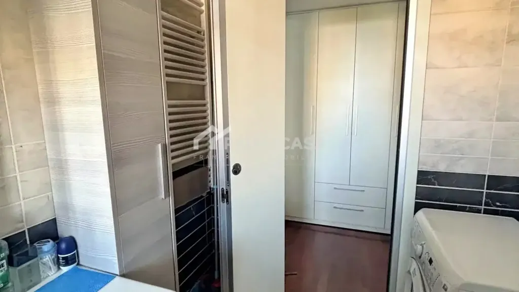Salles de bain - Furnished Flat with Balcony in Santa Giulia, Milan