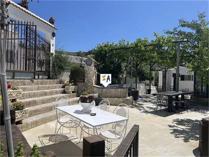 Terrasse - Cortijo Villa with Pool in Rute, Andalucia