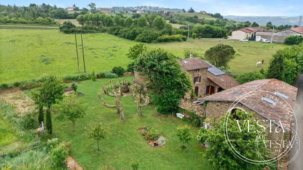 Vue aérienne - Maison Familiale avec Piscine à Seyssuel