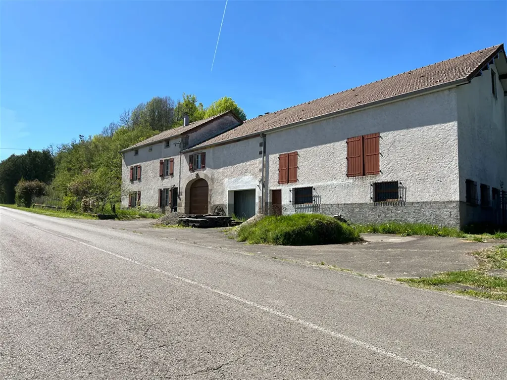 Maison 8 pièces à Quers