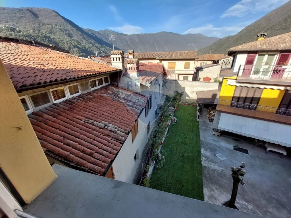 Terrasse - Casa Indipendente with Terrace in Monasterolo del Castello