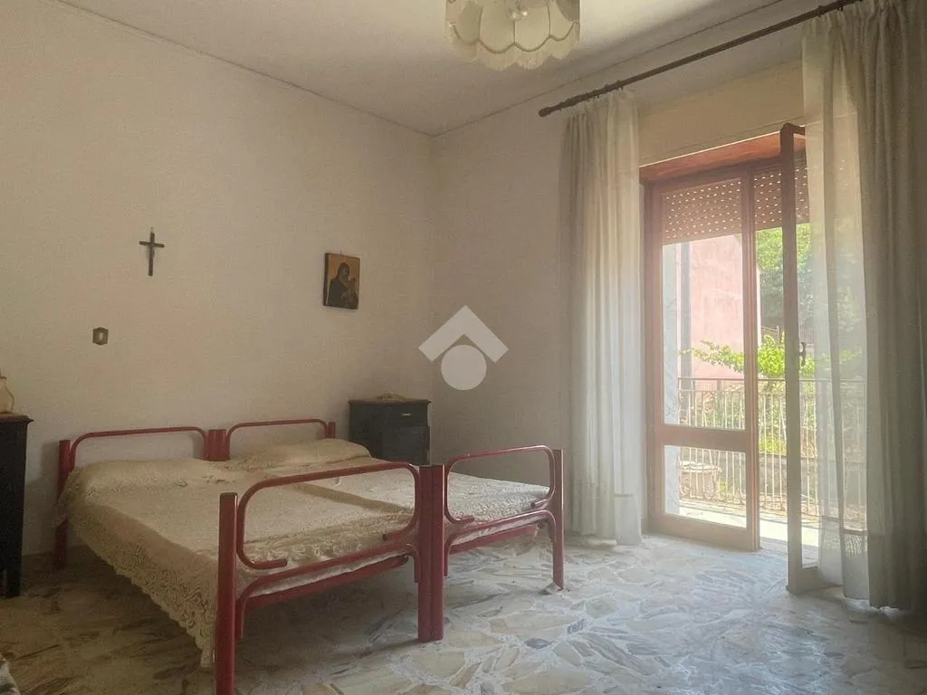 Magamistoad - Spacious 5-Room Apartment with Garden in Motta Valle