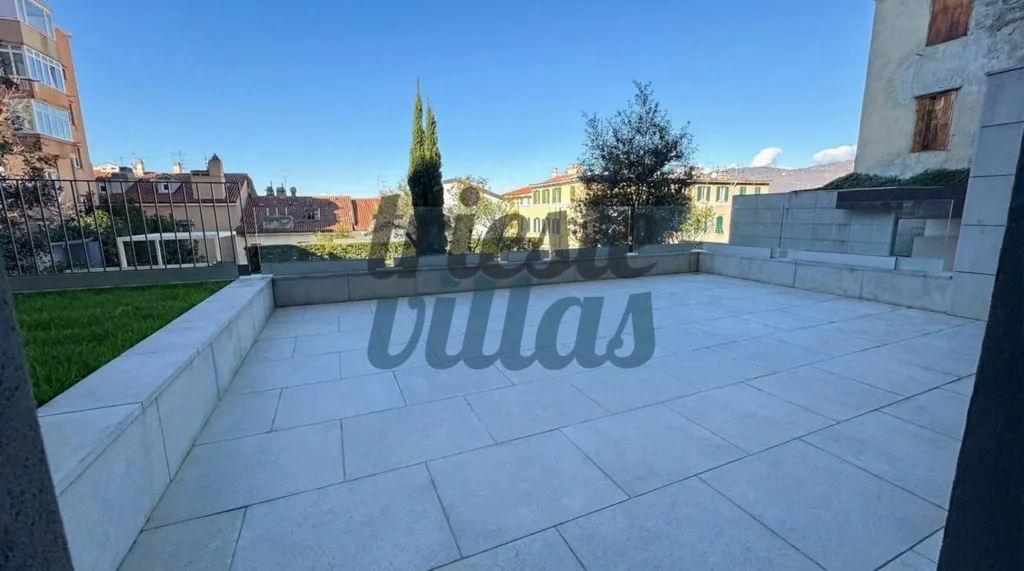 Terrazza - Duplex Apartment with Sea View in Trieste