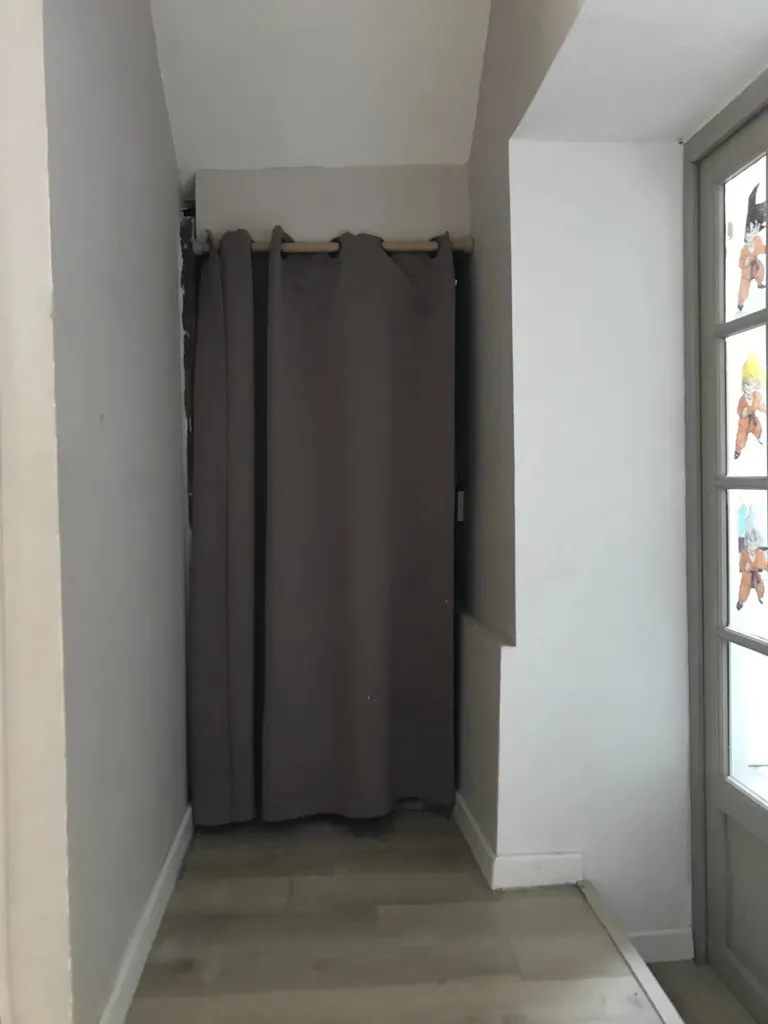 Entrée - Maison de Village avec Balcon à Sermaise