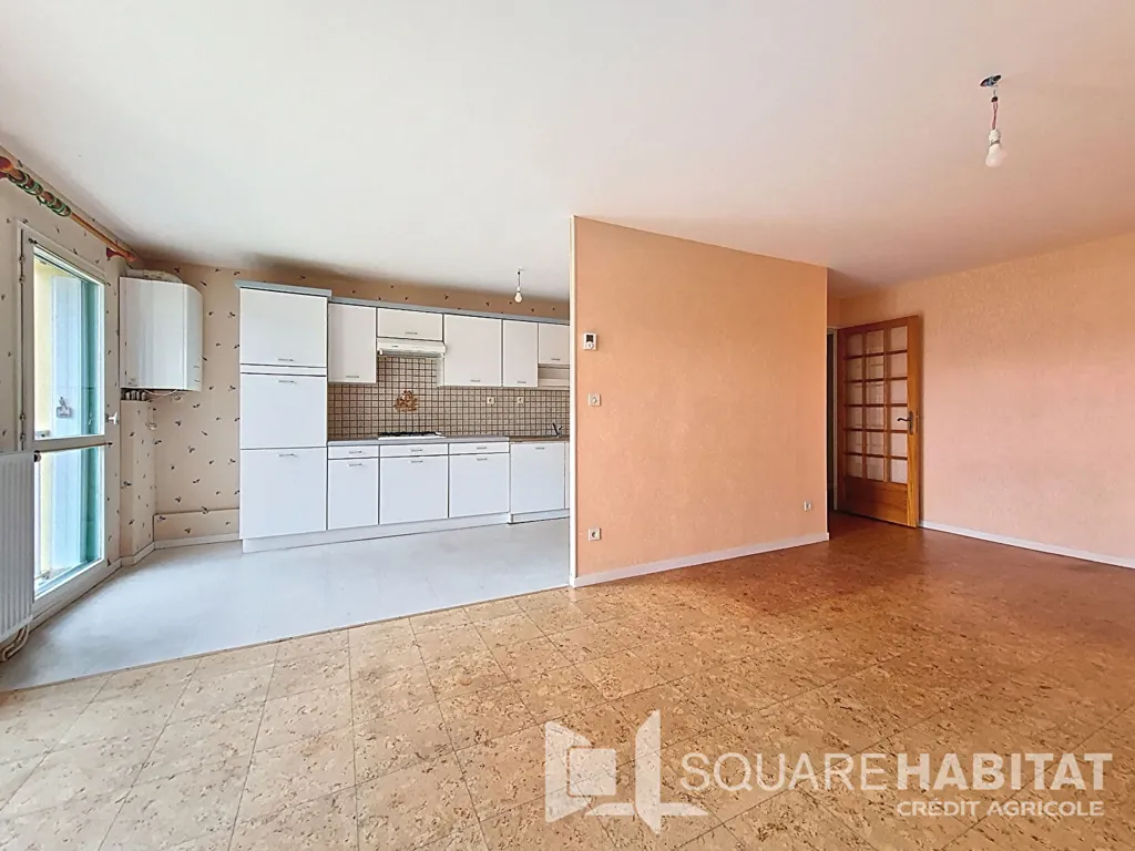 Köök - Bright 3-Bed Apartment in Quimper