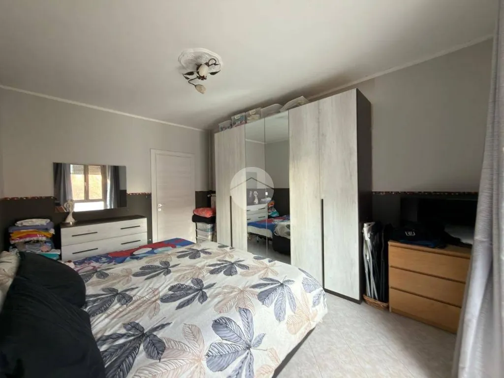 Chambres - Modernised Apartment with Veranda in Settimo Torinese