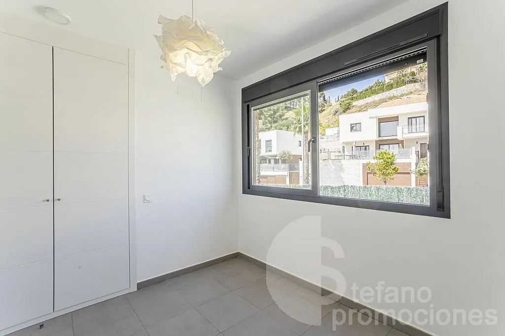 Pièces - Luxury Villa with Sea Views in Málaga Este