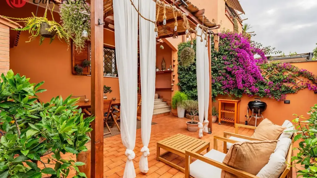 Terrass - Rear-Accessioned Villa with Pool in Cerveteri