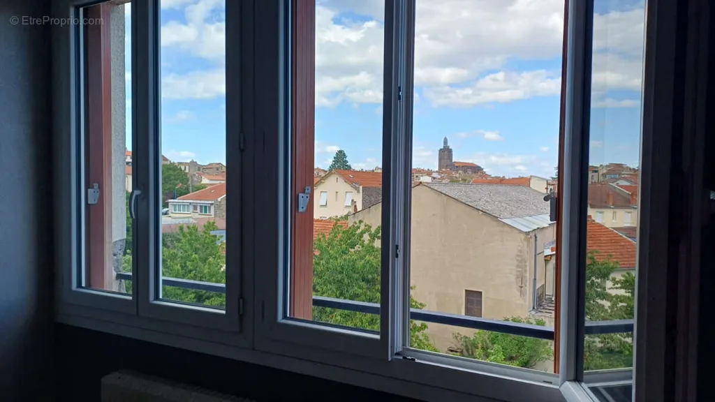 Rooms - T3 Apartment with Balcony in Clermont-Ferrand