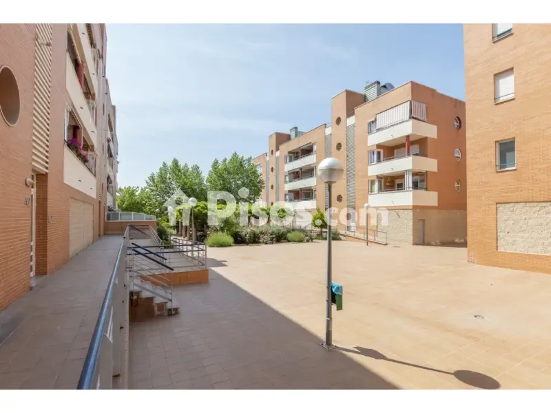 Aed - Furnished Flat with Terrace in Espartales