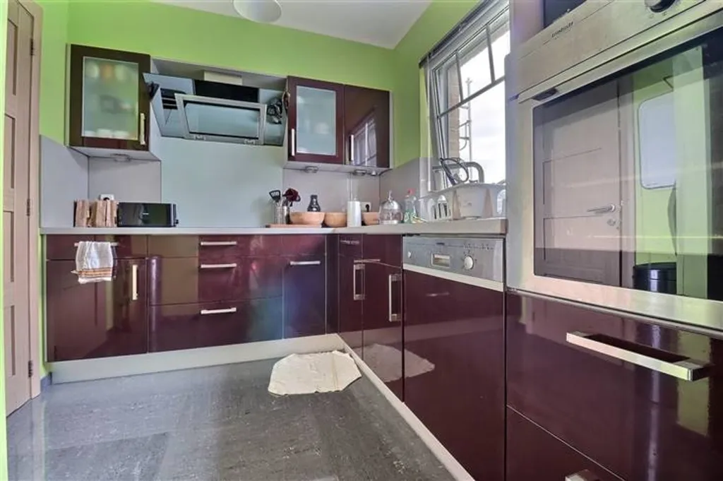 Cuisine - Appartement avec Terrasse dans Résidence Récente à Wépion