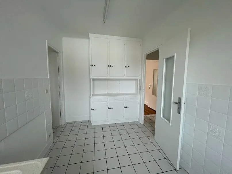 Entrée - Appartement 3 Pièces avec Balcon à Caen