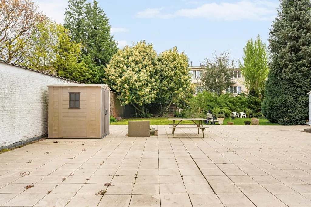 Giardino - Modernist Apartment with Garden in Antwerp