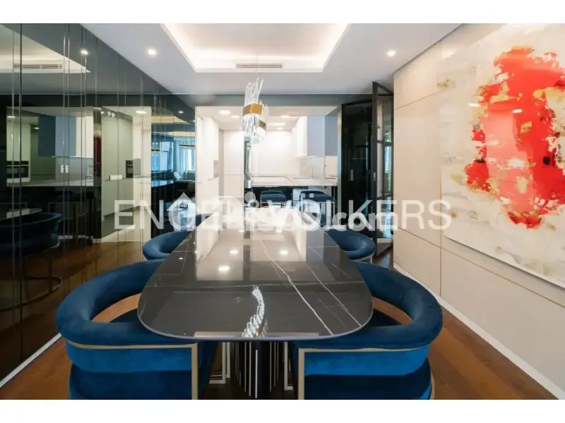 Sala da pranzo - Luxury Apartment with Rooftop Pool in Gran Vía