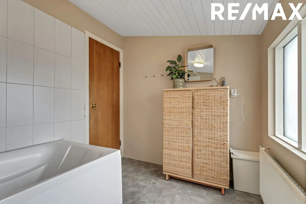 Bagni - Duplex with Studio Potential in Holtsgata