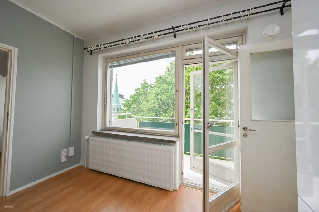Pièces - Bright Penthouse with Balcony in Helsinki