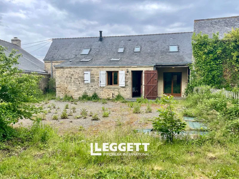 Extérieur - Maison en Pierre Rénovée avec Jardin à Limerzel