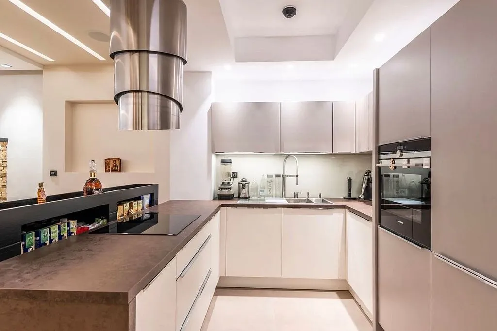 Köök - Apartment with Balcony in Paseo de Eduardo Dato, Madrid