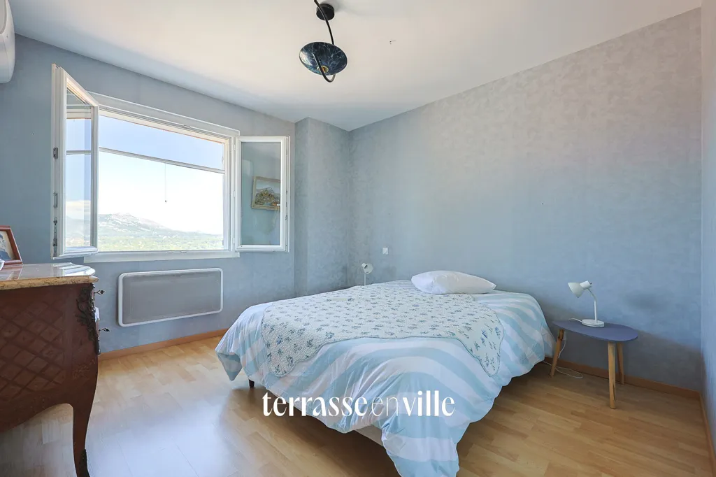 Magamistoad - House with Garden and Views in La Millière
