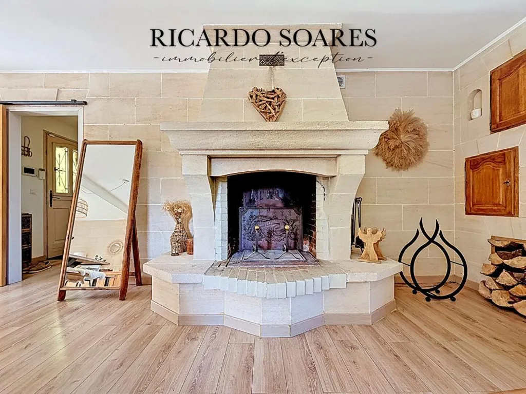 Séjour - Villa Luxueuse avec Piscine Chauffée à Le Meux