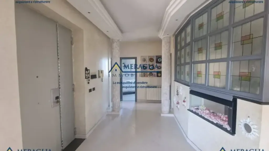 hallway_entrance