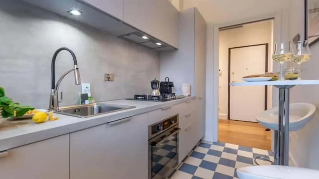 Modern Furnished Studio in Florence Centre