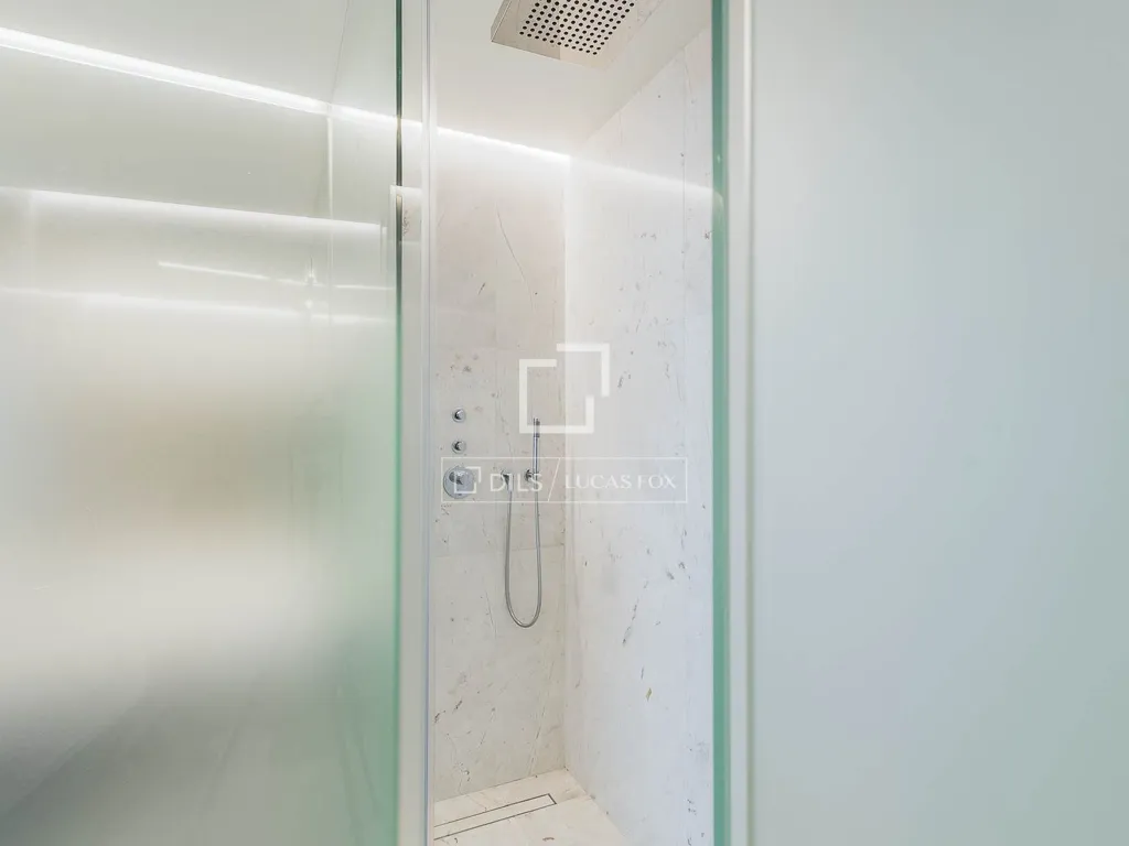 Vannitoad - Luxury Flat with Rooftop Pool in Diagonal Mar, Barcelona
