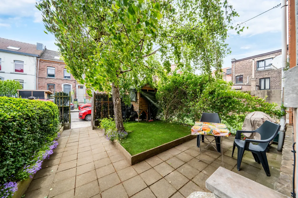 Aed - Renovated House with 4 Levels in Laveu