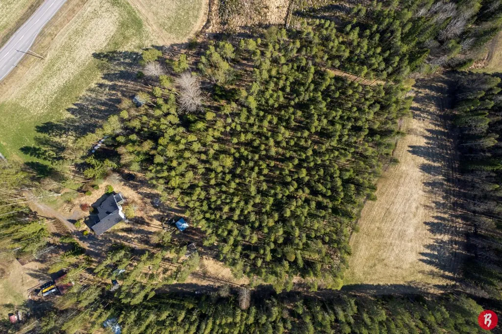 Õhuvaade - Architect-Designed Home with Sauna in Sykärä