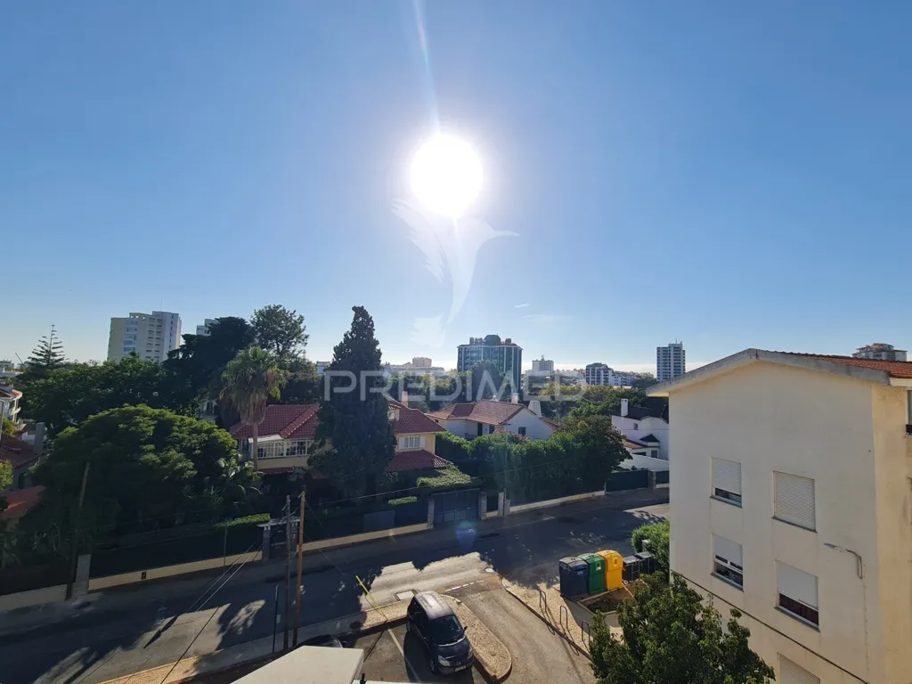 Balcon - Contemporary Duplex with Sea Views in Cascais