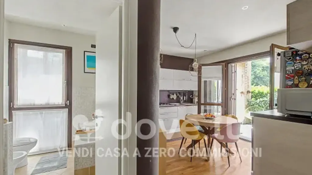 Cucina - Three-bedroom Apartment with Terrace in Parma