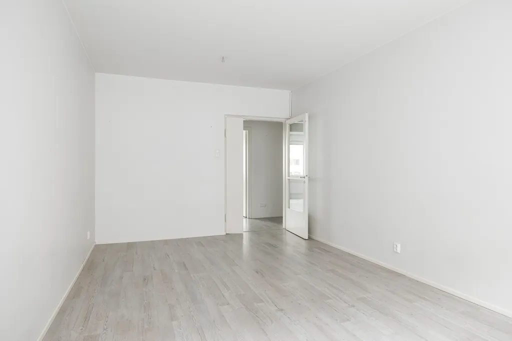 Toad - Modernised Apartment with City Centre Views in Lahti