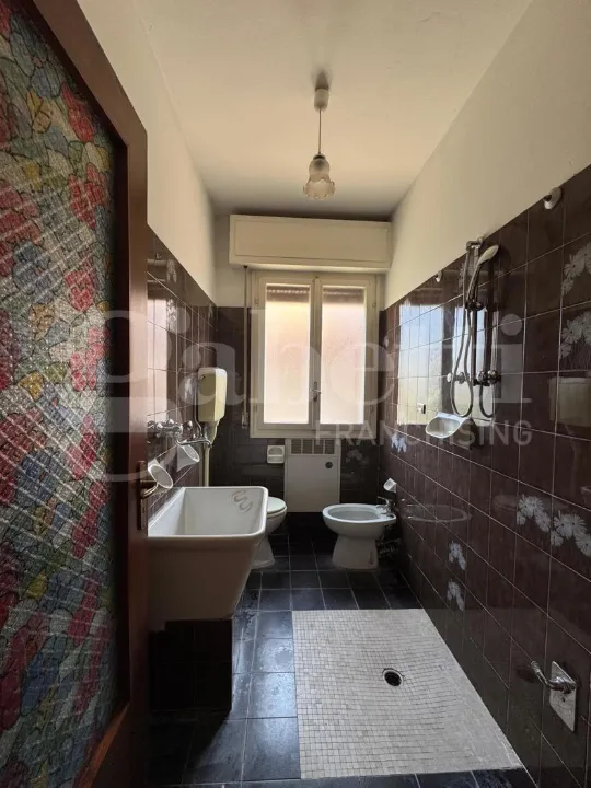 Vannitoad - Apartment with Terrace and Garage in Funo Centre