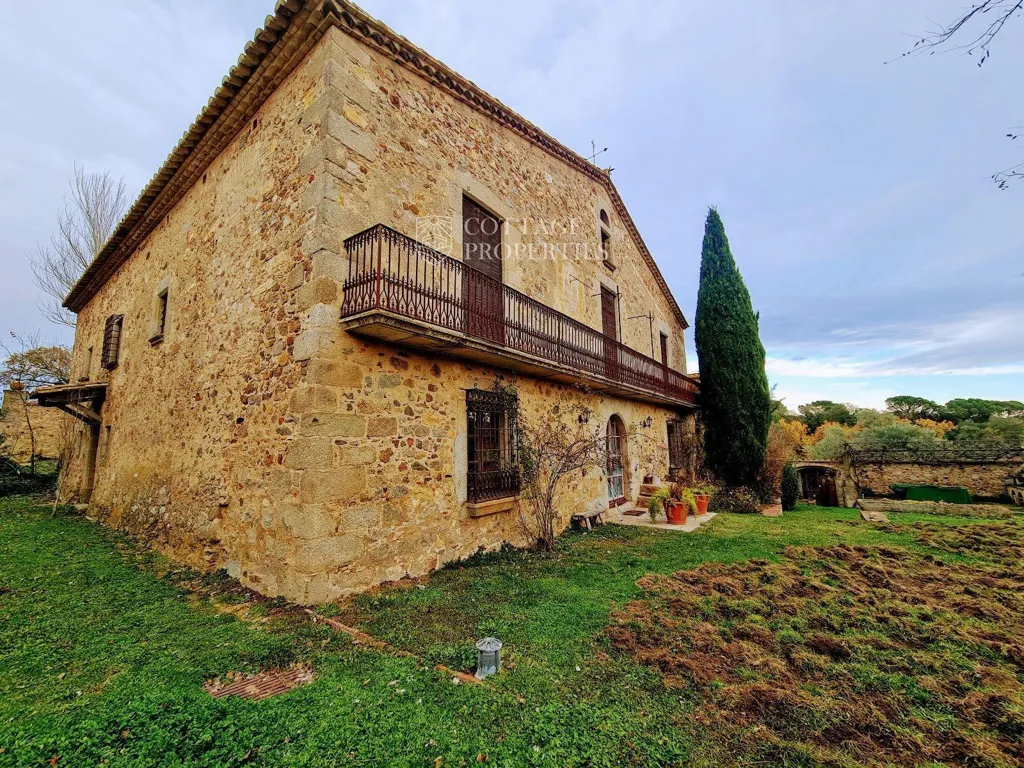 Esterno - Rustic Estate with Masia in Llagostera