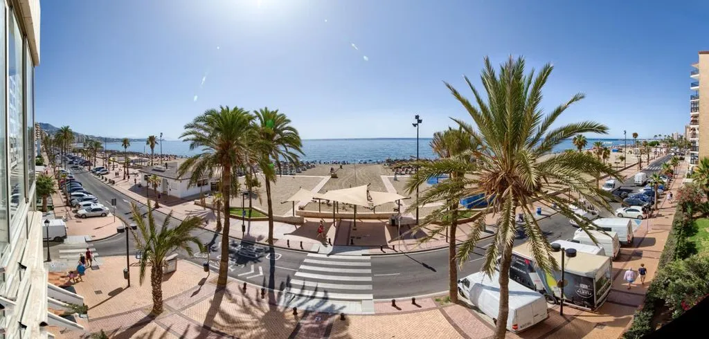 Beachfront Flat with Sea View in Fuengirola