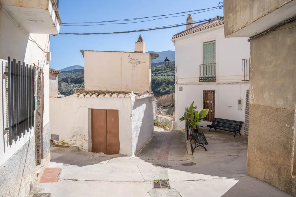 Extérieur - Two-Storey House with Terrace in Albuñuelas