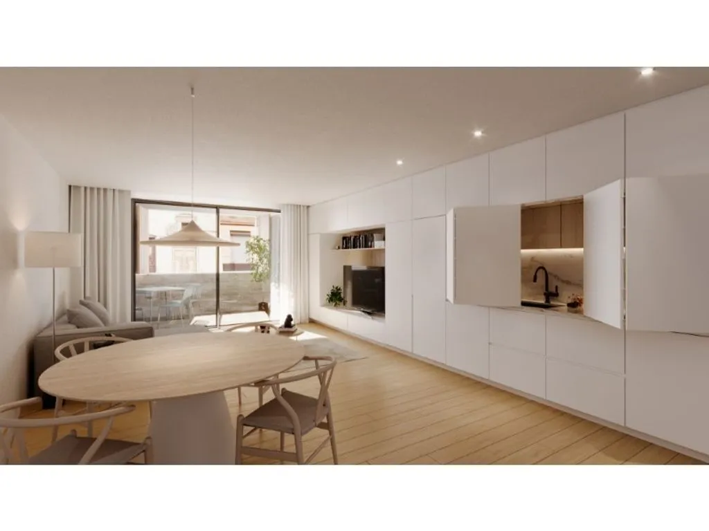 Luxury Flat with Private Garden in Porto