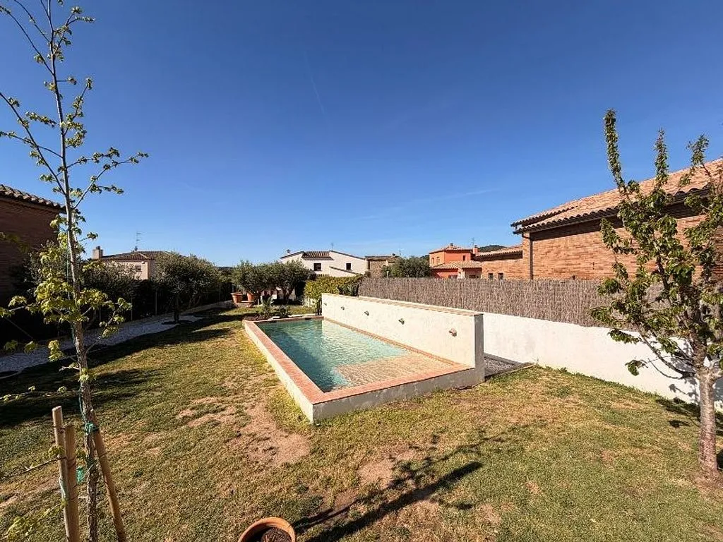 Giardino - Chalet with Pool in Vall-Llobrega