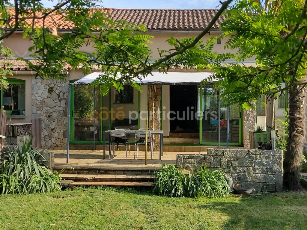 Terrass - Charming House with Veranda near Cholet