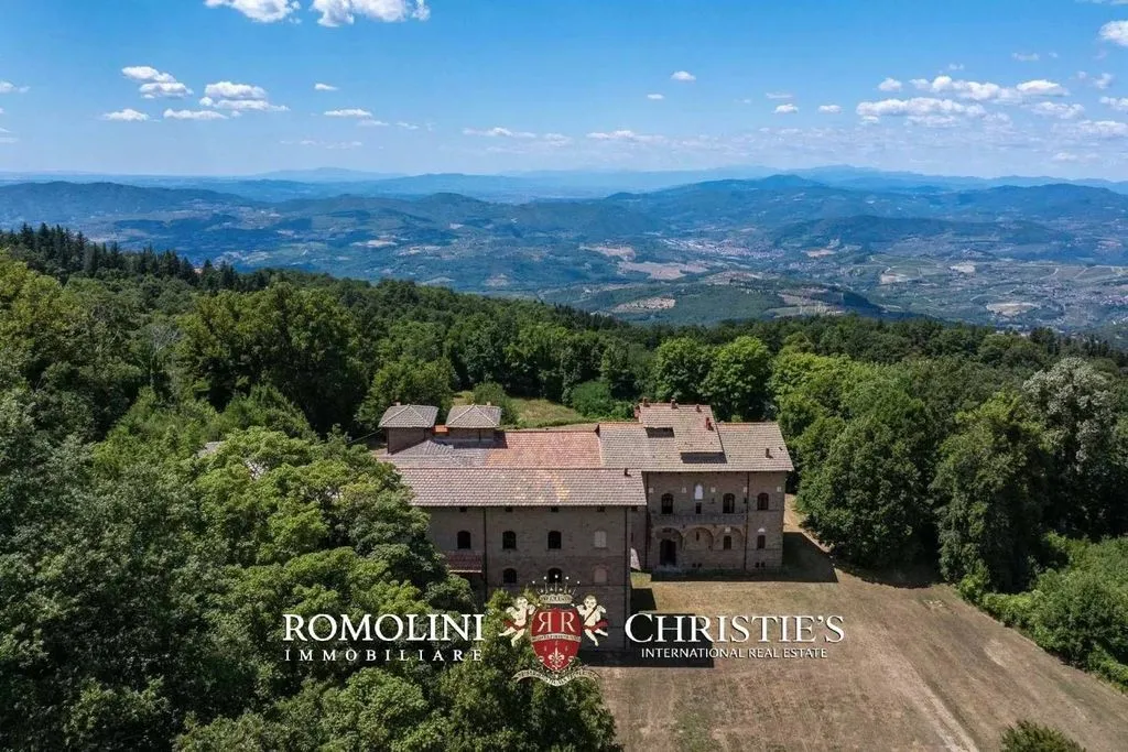 Extérieur - Neo-Gothic Castle with Park in Reggello, Tuscany