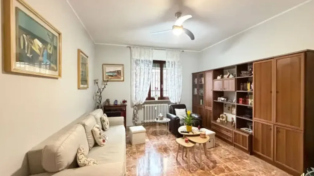 Séjour - Bright Apartment with Balcony in Alessandria