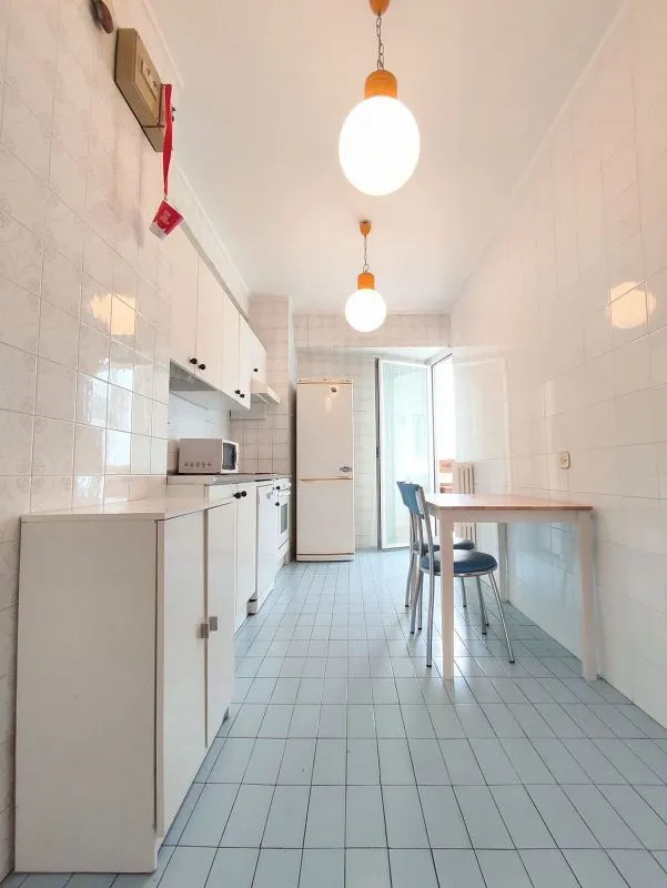 Cuisine - Student Flat with Terrace in San Juan, Pamplona